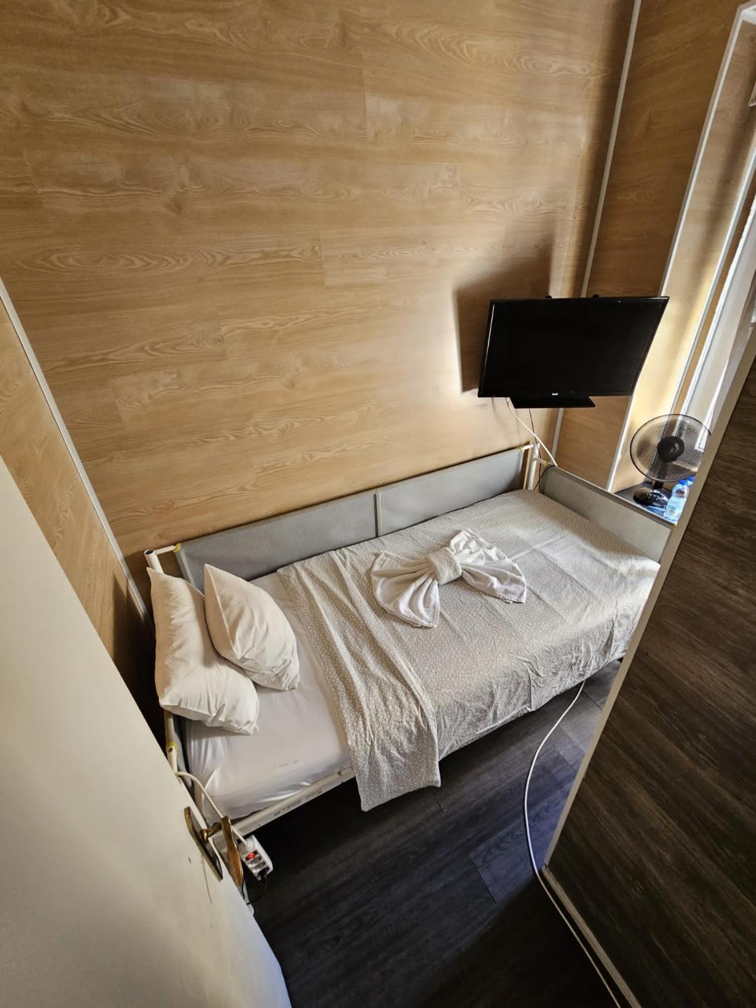 Hostel 4 sleep Lissabon Buitenkant foto